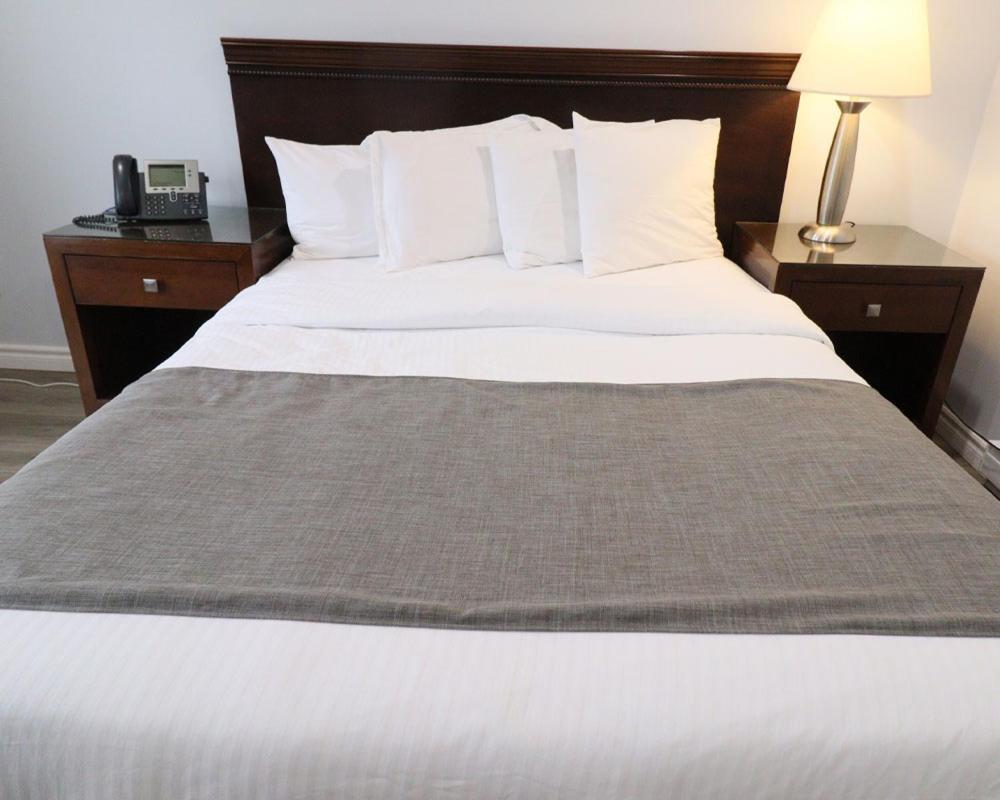 Algonquin Lakeside Inn Dwight Εξωτερικό φωτογραφία