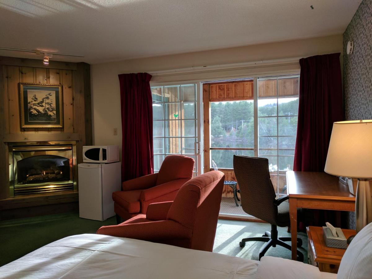 Algonquin Lakeside Inn Dwight Δωμάτιο φωτογραφία