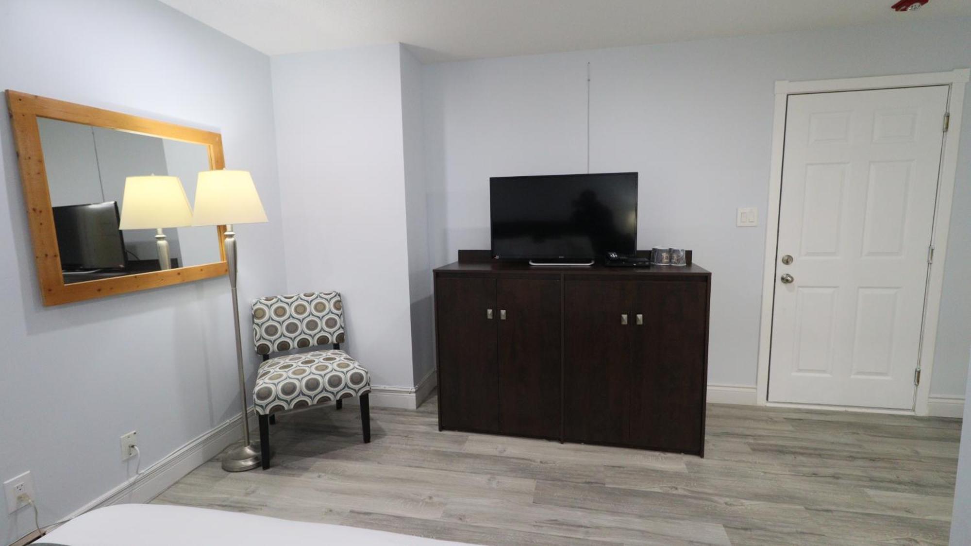 Algonquin Lakeside Inn Dwight Εξωτερικό φωτογραφία