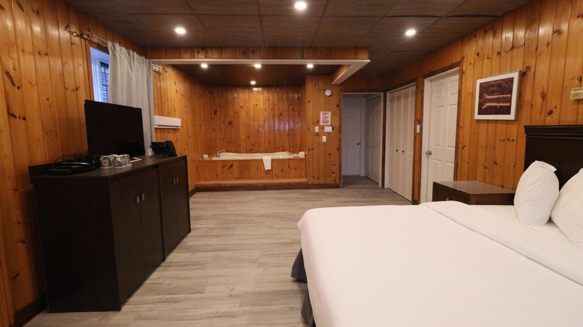 Algonquin Lakeside Inn Dwight Εξωτερικό φωτογραφία