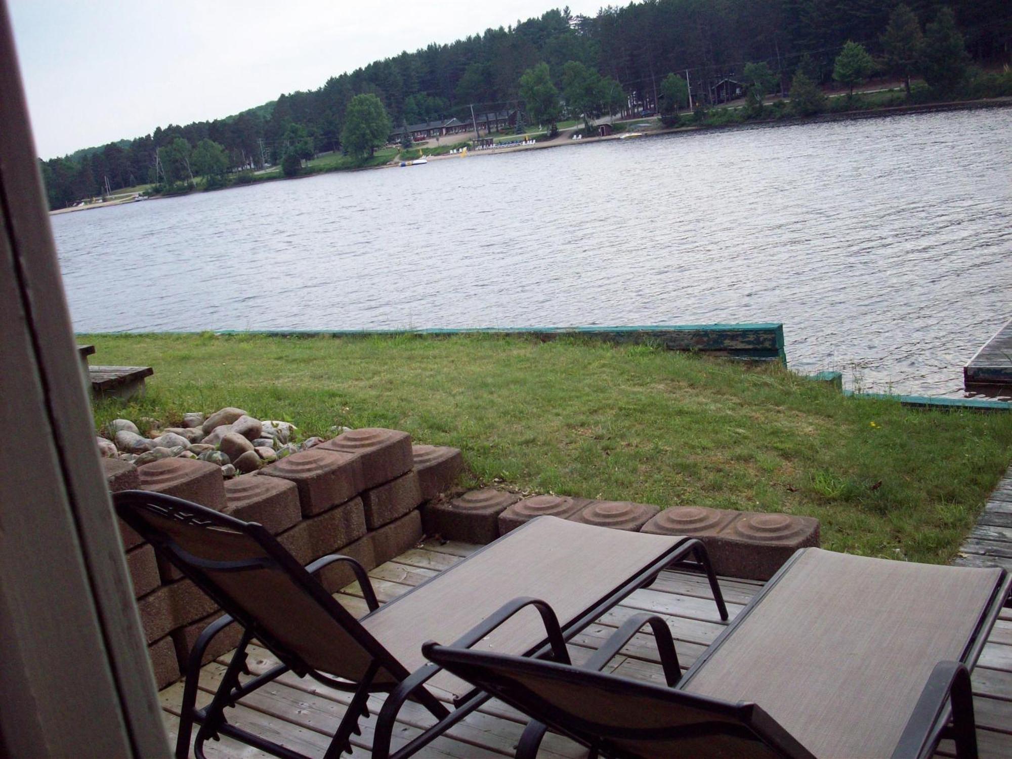 Algonquin Lakeside Inn Dwight Εξωτερικό φωτογραφία