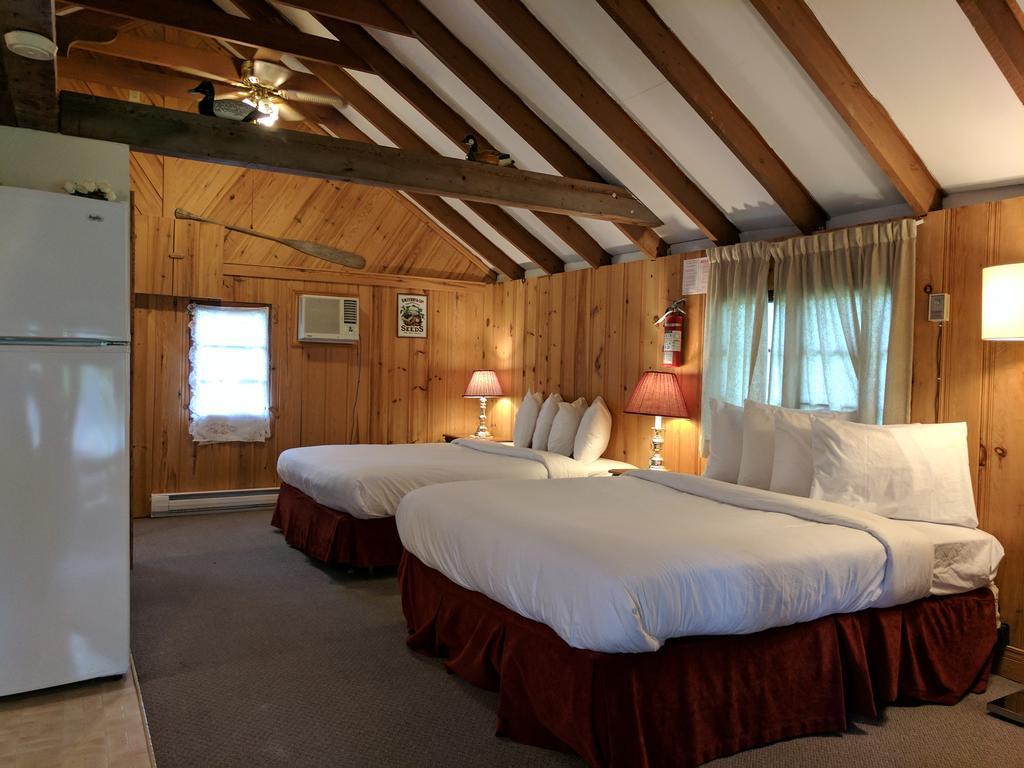 Algonquin Lakeside Inn Dwight Εξωτερικό φωτογραφία